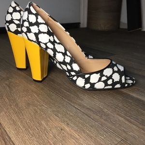 Fun print peep toe heels